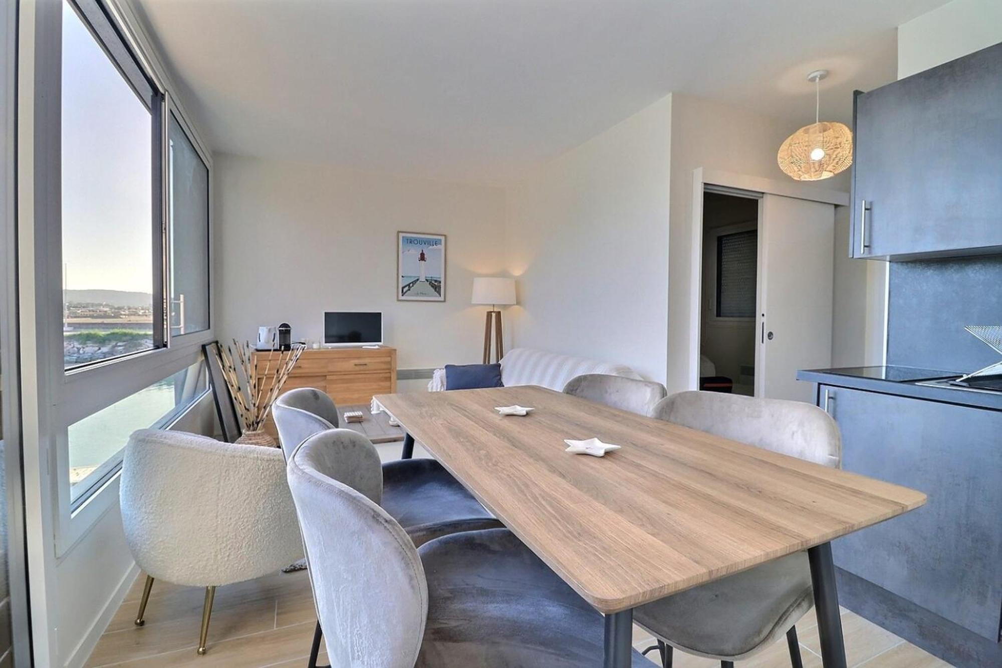 Sublime Apartment Facing The Port & Planches Deauville Exteriör bild